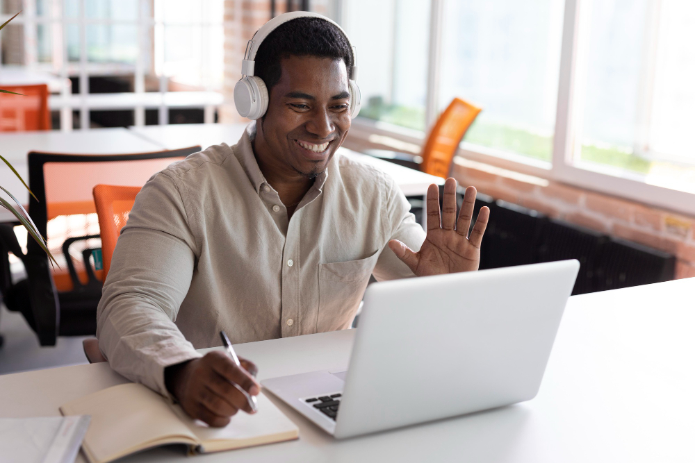 Tudo o que você precisa saber sobre um curso de inglês online