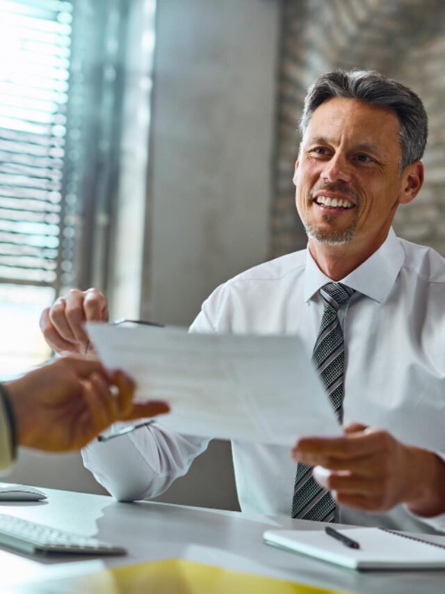 Como se preparar para uma entrevista de emprego em inglês?