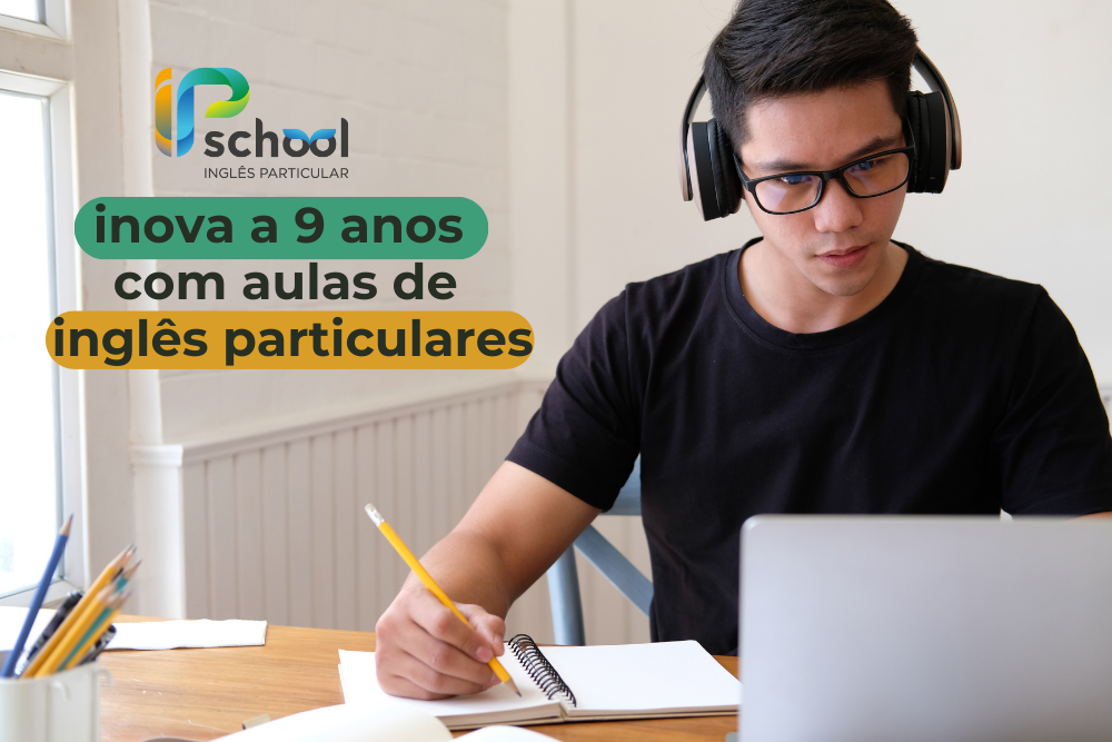 Aulas particulares de inglês: A IP School faz 9 anos | Foto de um garoto estudando no computador | IP School