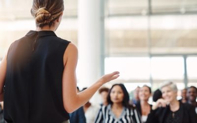 Como não travar na hora de falar inglês em público?