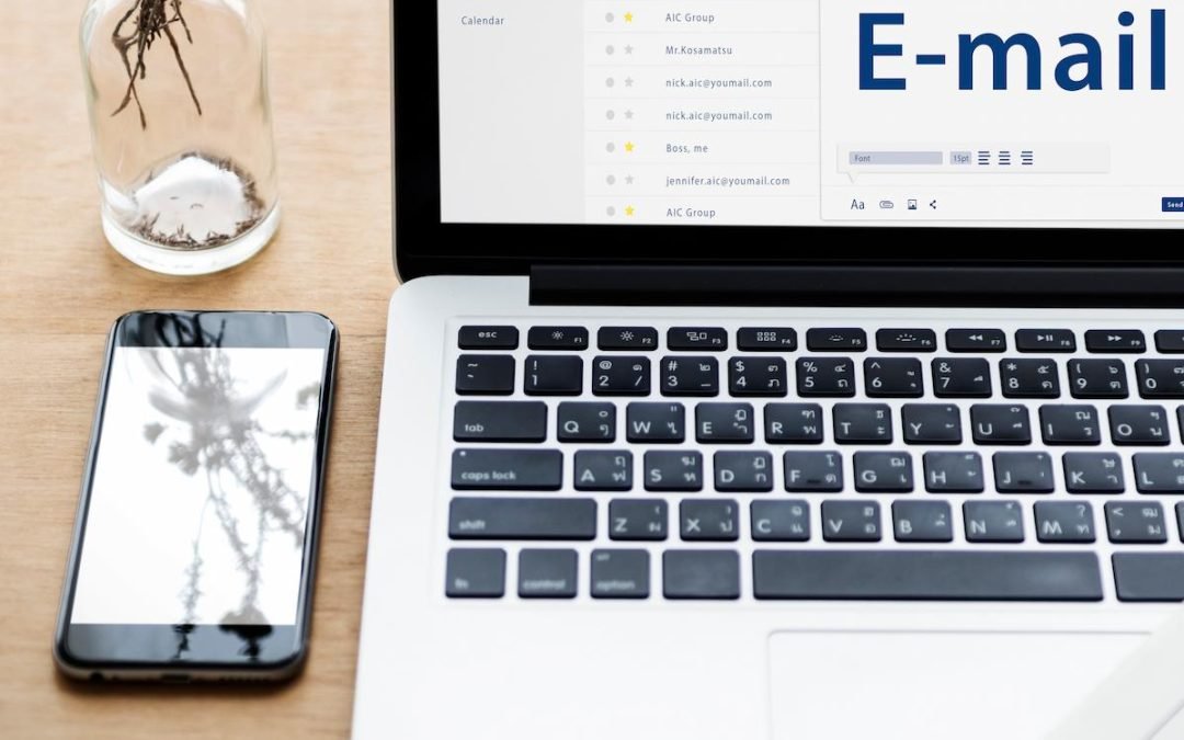 Inglês Corporativo: Escrevendo E-mails e Relatórios Profissionais com Clareza